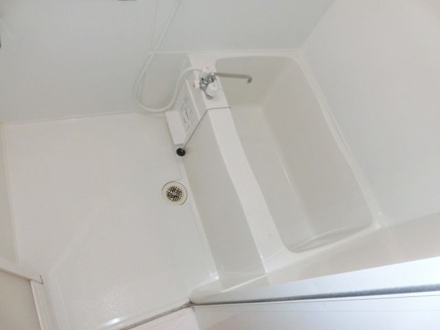 バス・シャワールーム　キレイなバスルーム！