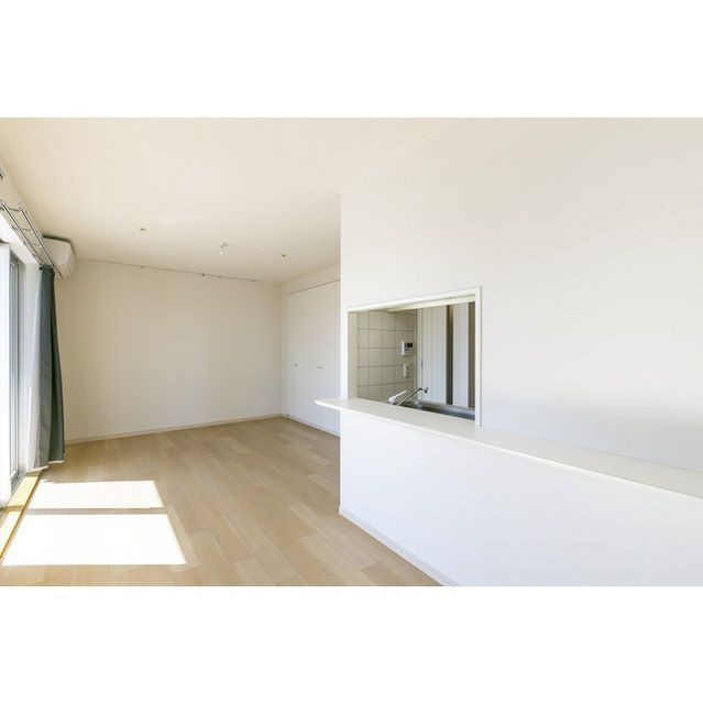 居室・リビング　別タイプ部屋　参考写真です