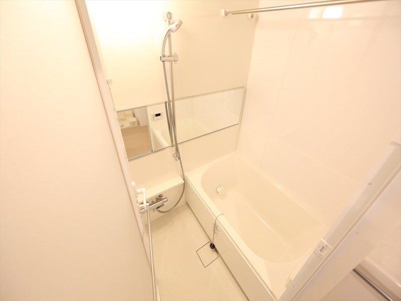 バス・シャワールーム　浴室暖房乾燥機付　高温さし湯機能付お風呂