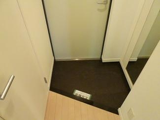 玄関　ゆったりとした玄関です