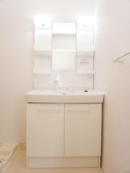 洗面設備　洗面所