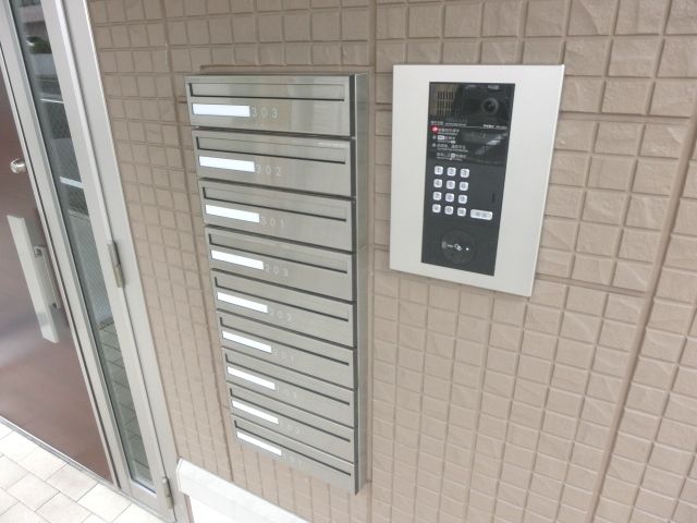 セキュリティ　オートロック完備で安心です