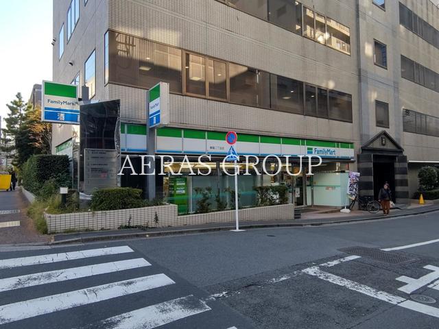 コンビニ　ファミリーマート 東陽二丁目店（コンビニ）まで369m