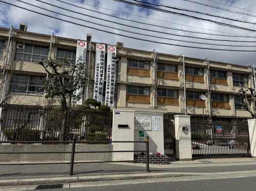 中学校　大阪市立西淀中学校（中学校）まで621m