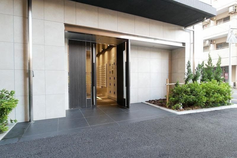 エントランス　エントランス