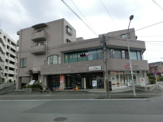 建物外観　記載の無料通話でリアルタイムな空室状況をお伝えいたします