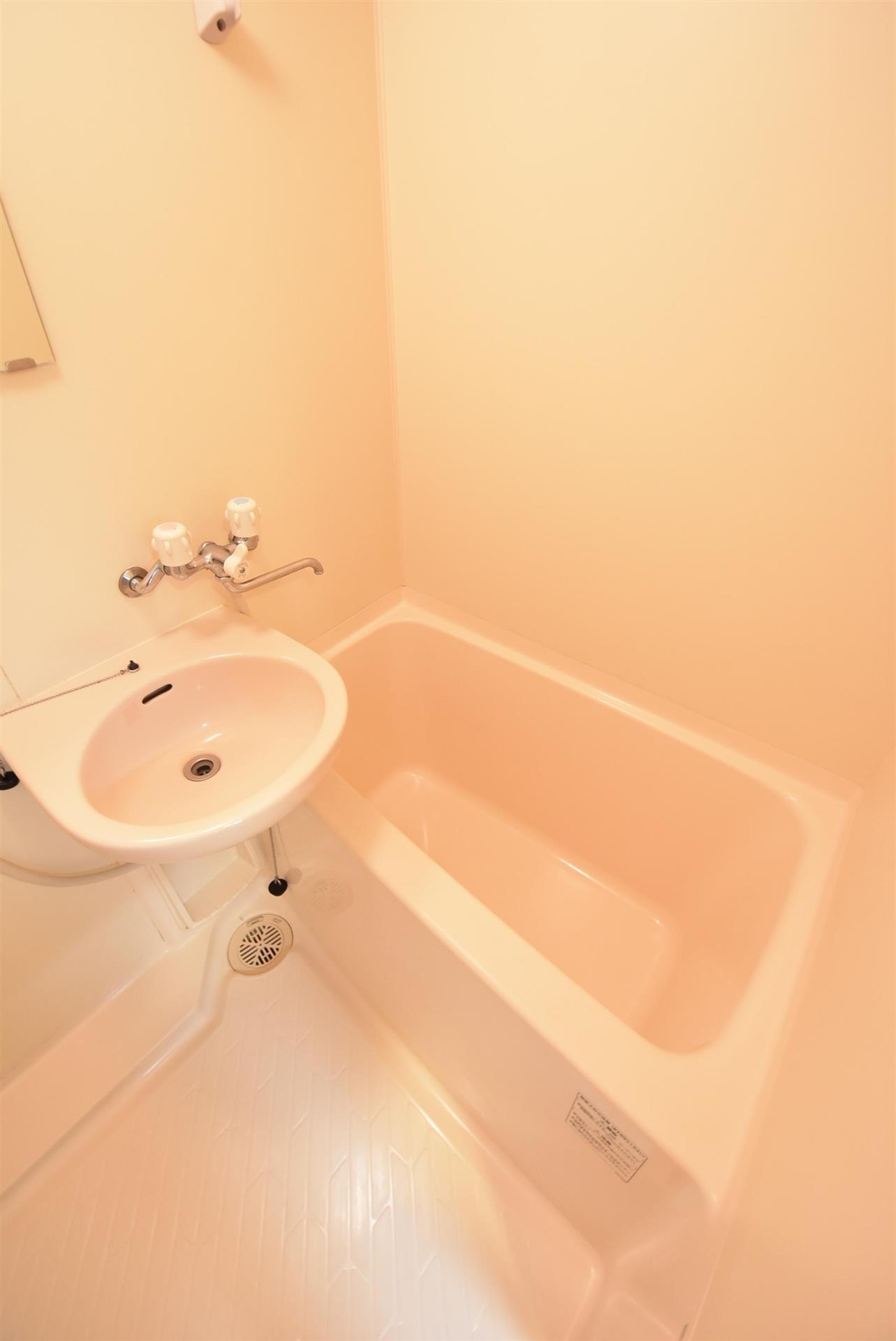 バス・シャワールーム　浴室