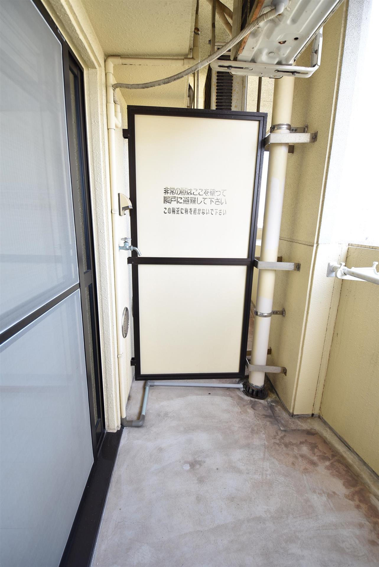 バルコニー　バルコニー