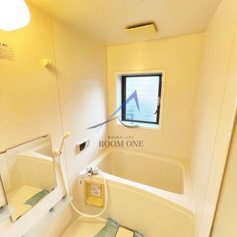 バス・シャワールーム　お風呂です。