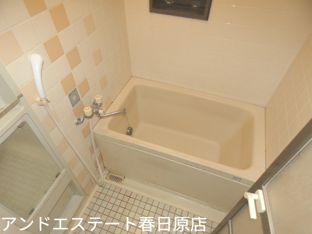 バス・シャワールーム　経済的な追いだき機能付き