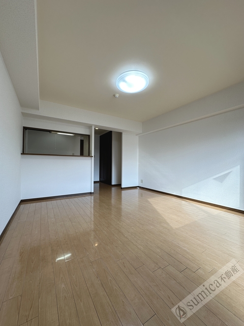 居室・リビング　南向きで明るい内装♪