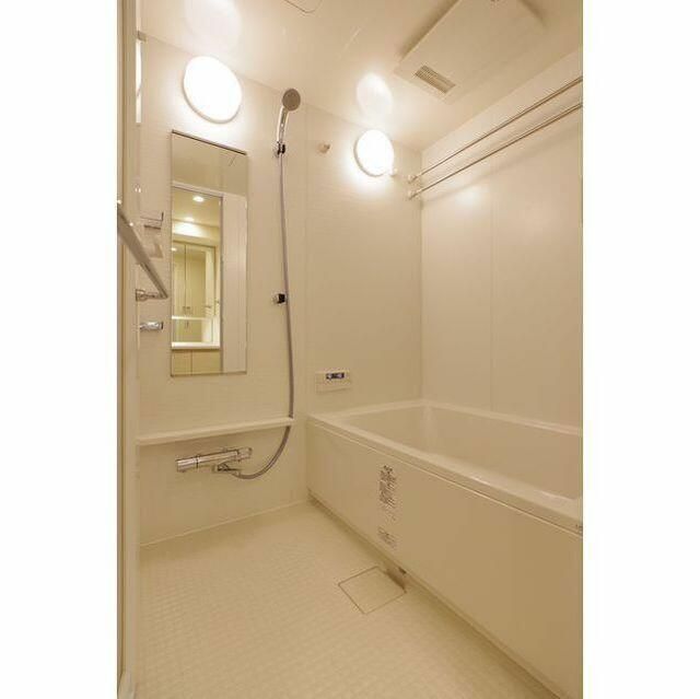 バス・シャワールーム　お風呂で日々の疲れを落としましょう