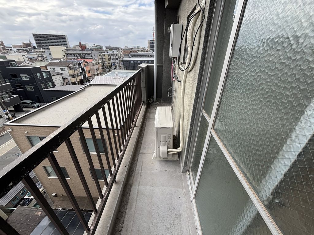 バルコニー　バルコニー