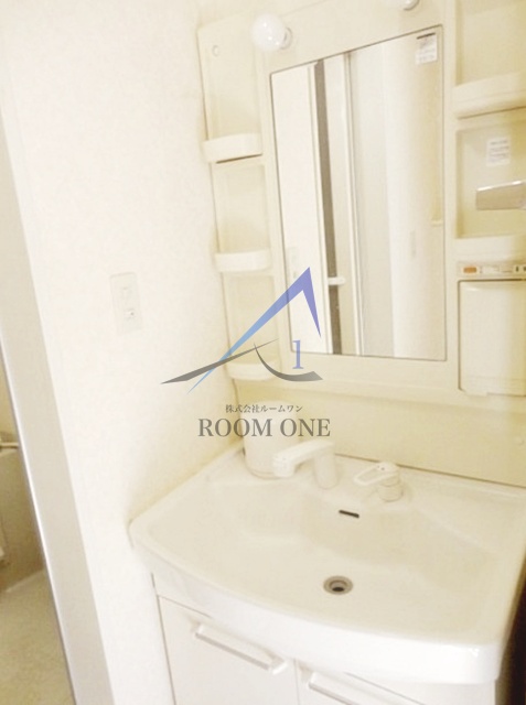 洗面設備　洗面台です。