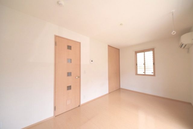 居室・リビング　★南向きの居室★