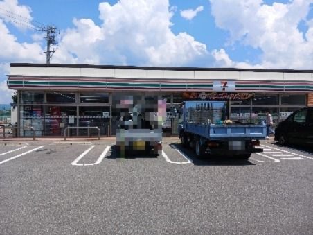 コンビニ　セブンイレブン佐久野沢西店（コンビニ）まで172m
