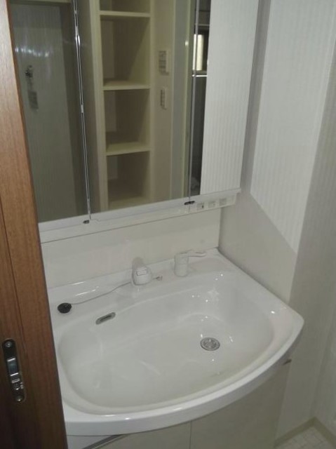 洗面設備　独立洗面台