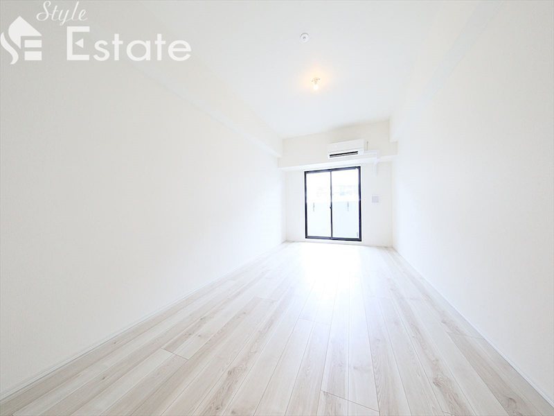 居室・リビング　同仕様内装