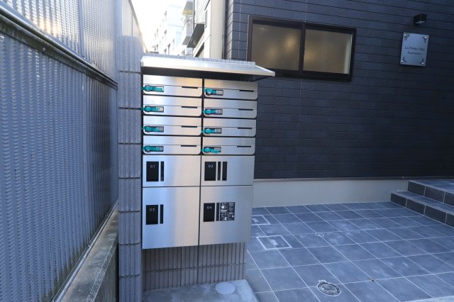 エントランス　毎日通るエントランスはこのようになっています