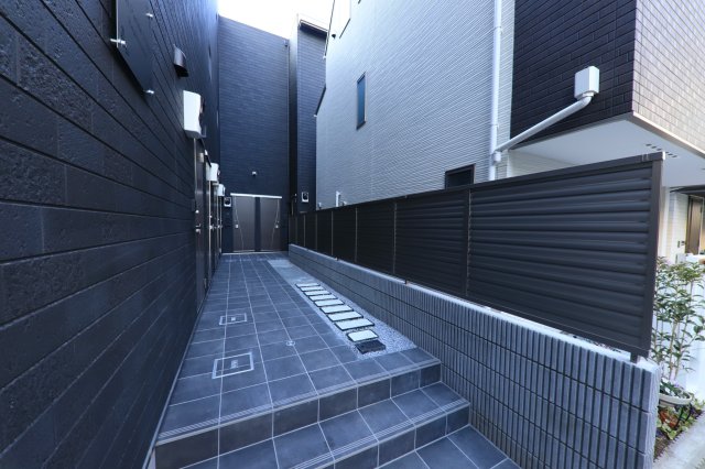 建物外観　外観は落ち着いています