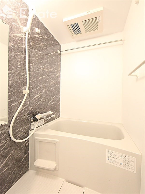 バス・シャワールーム　バスルーム