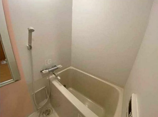 バス・シャワールーム　清潔な浴室！