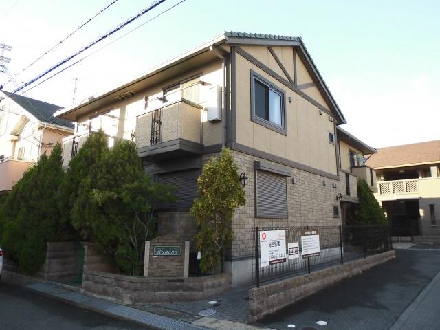 建物外観　モニタ付きインターホンで安心です♪