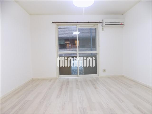 居室・リビング　女性に人気お部屋です