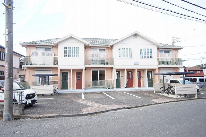 建物外観　積水ハウス施工の賃貸住宅「シャーメゾン」☆