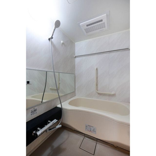 バス・シャワールーム　☆くつろげるお風呂☆