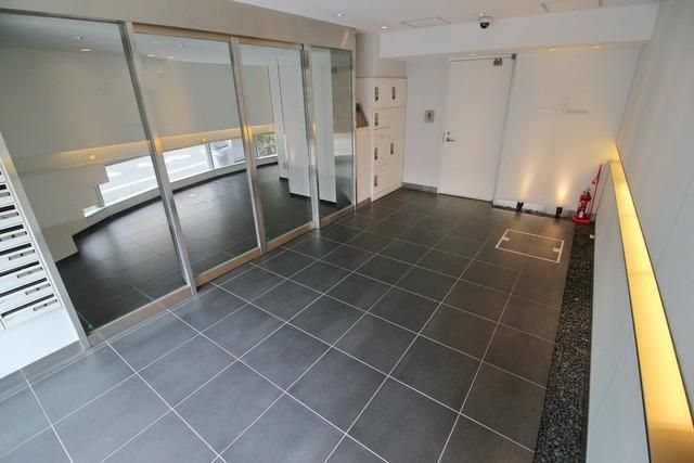 エントランス　部屋探しは株式会社　タウンハウジング　までお気軽にお問合せ…