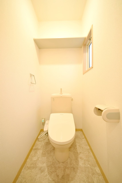 トイレ　～落ち着く空間です～