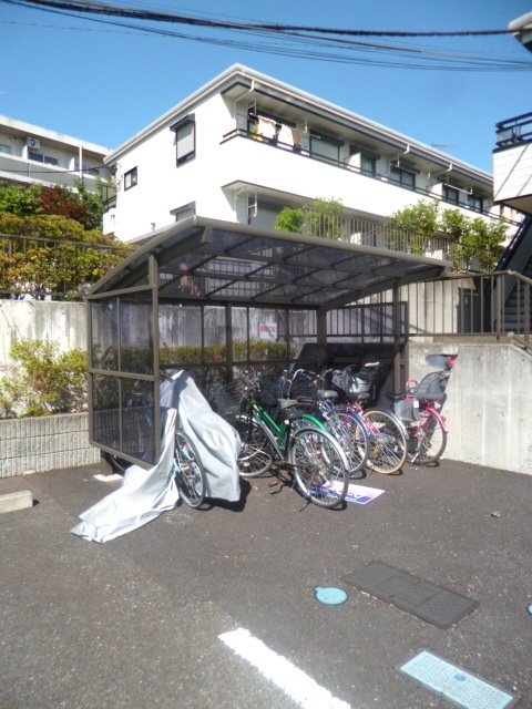 その他共有部分　敷地内屋根付駐輪場