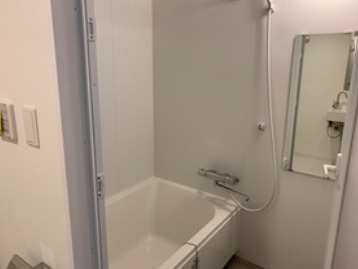 バス・シャワールーム　別部屋参考写真
