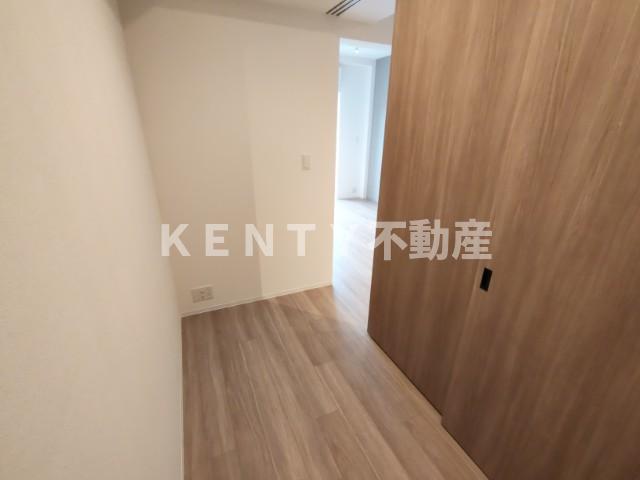 その他部屋・スペース　落ち着いて過ごせるお部屋なので、寝室にいかがでしょうか