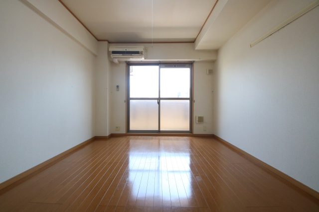 居室・リビング　※別室の参考写真の為、現況優先です。