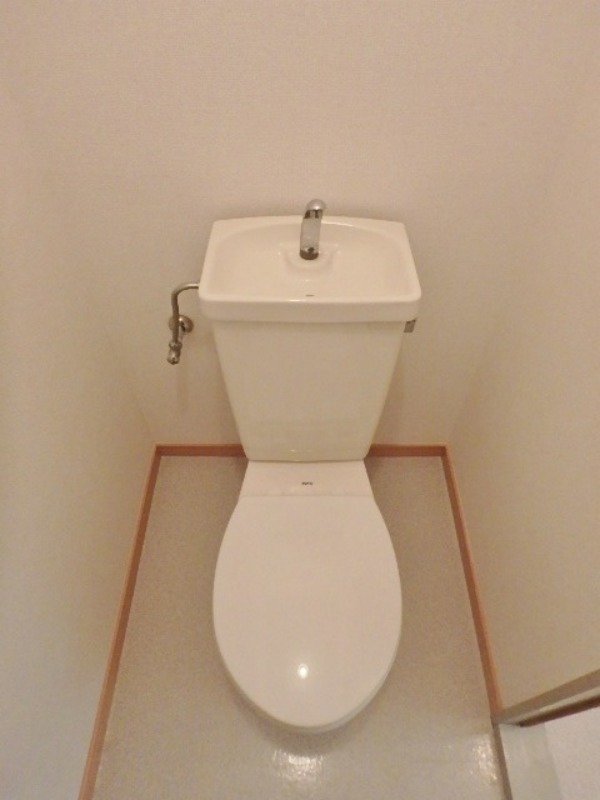 トイレ　図面と現状に相違がある場合には現状を優先