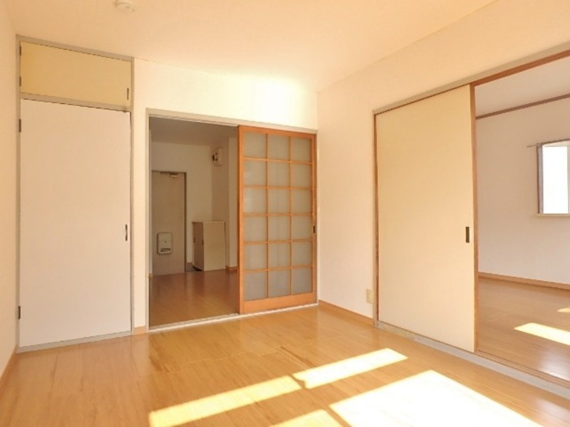 居室・リビング　図面と現状に相違がある場合には現状を優先