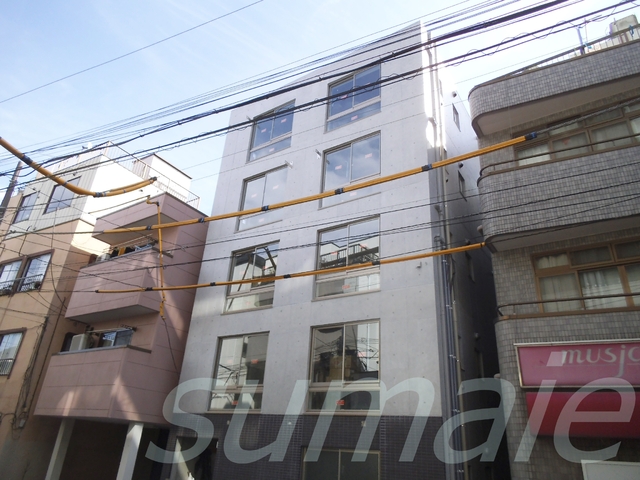 建物外観　打ちっ放し☆デザイナーズ物件です！