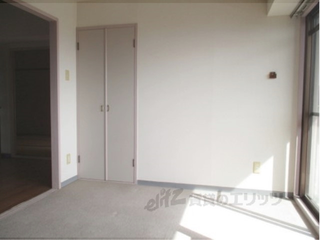 居室・リビング　洋室