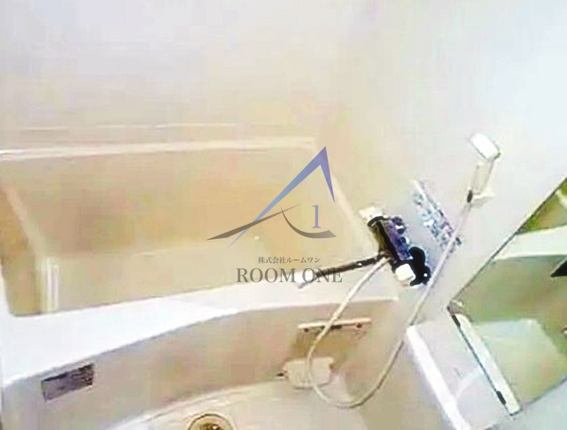 バス・シャワールーム　お風呂です。