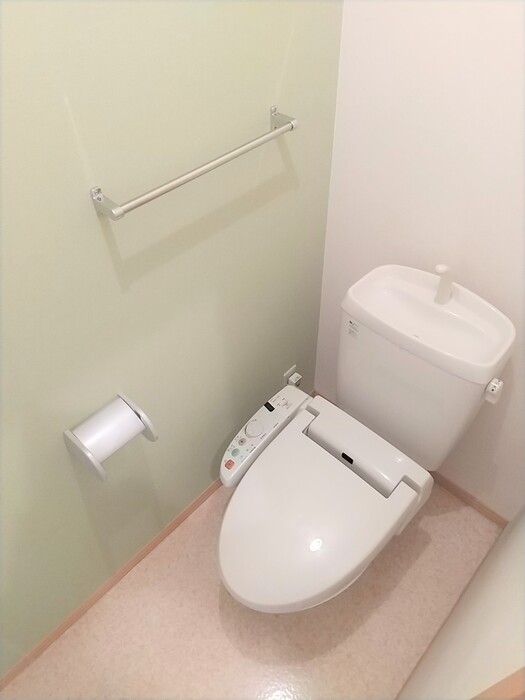 トイレ　トイレ（温水洗浄便座）