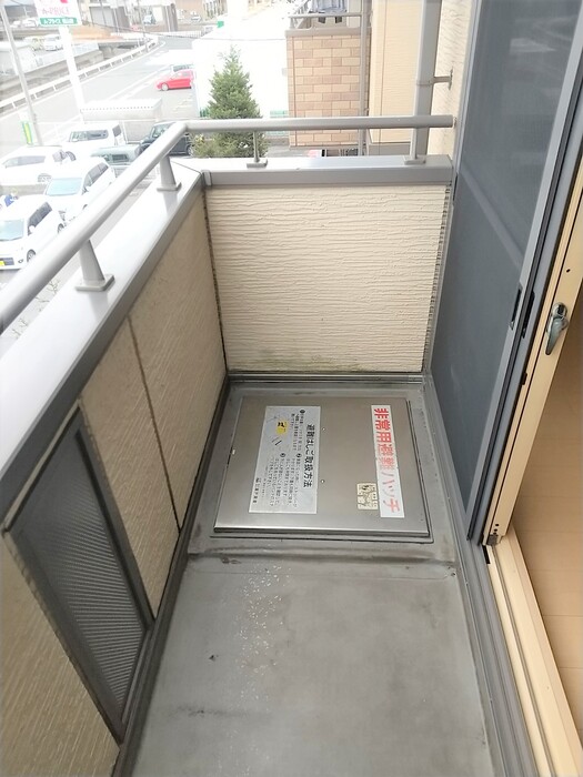 バルコニー　バルコニー