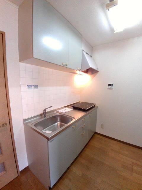 キッチン　使いやすいキッチンスペース