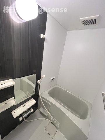 バス・シャワールーム　お風呂で日々の疲れを落としましょう