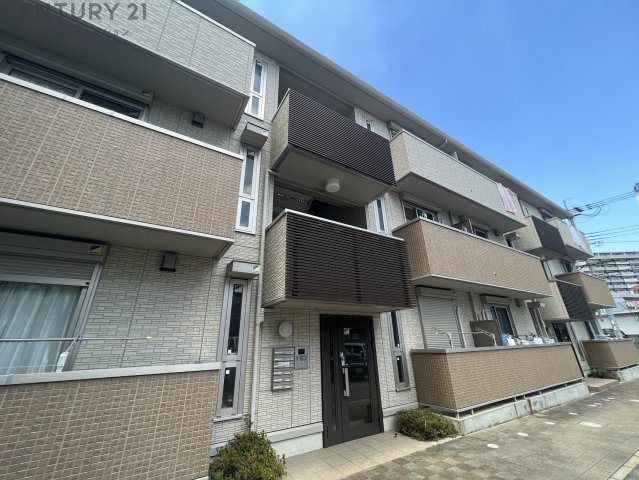 建物外観　オートロック完備で安心のセキュリティ♪