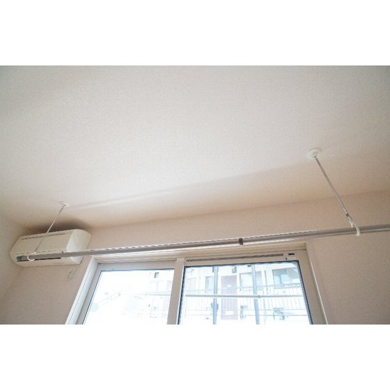 その他設備　室内物干し