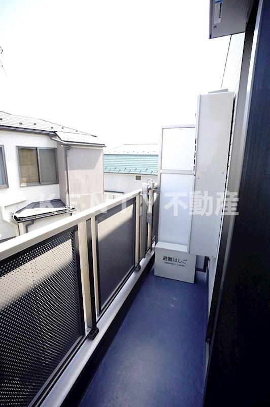 バルコニー　外からの目が気にならないバルコニーで洗濯物が干せます