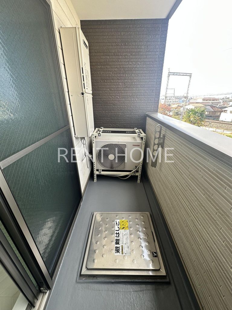 バルコニー　別タイプのお部屋の写真です