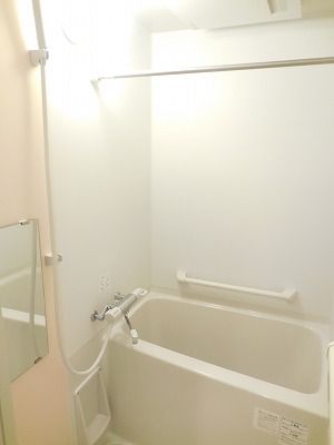 バス・シャワールーム　浴室換気乾燥機付き